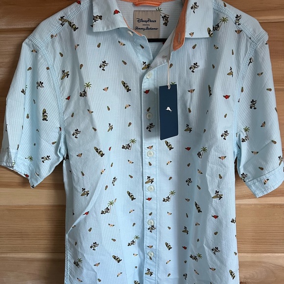 Disney Parks Tommy Bahama Mickey Mouse Button Down Shirt Light Blue M New Tags - Picture 2 of 6